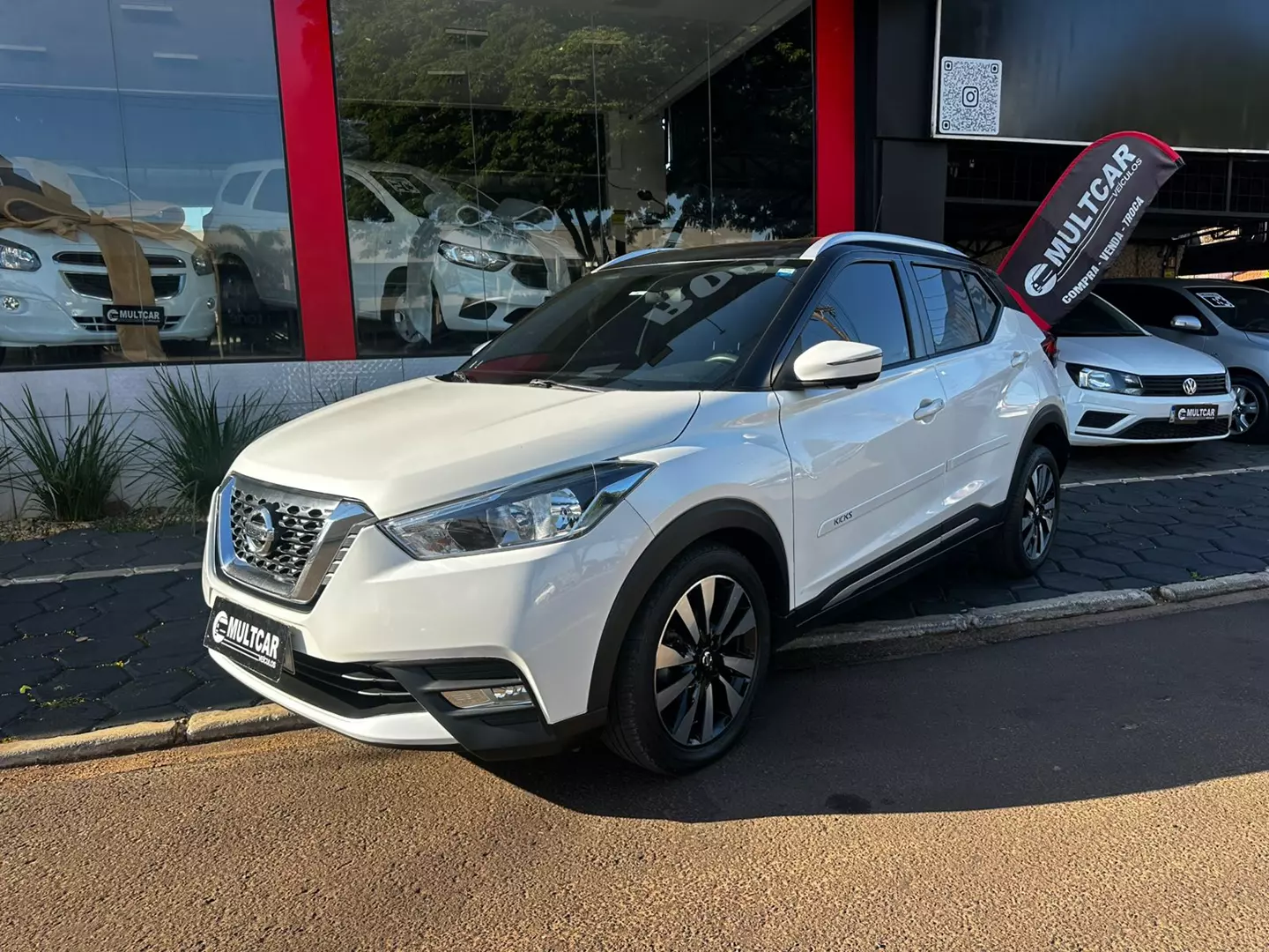 NISSAN KICKS SL CVT ANO 2016/2017 NISSAN KICKS SL CVT ANO 2016/2017